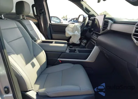 2025 Toyota Tundra Crewmax Limited from USA, damaged, VIN 5TFJA5DB8SX262952